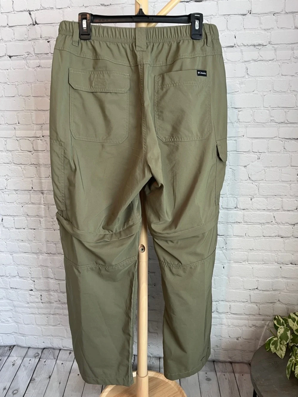 Columbia Men's Lightweight Olive Convertible Cargo Pants 36X30